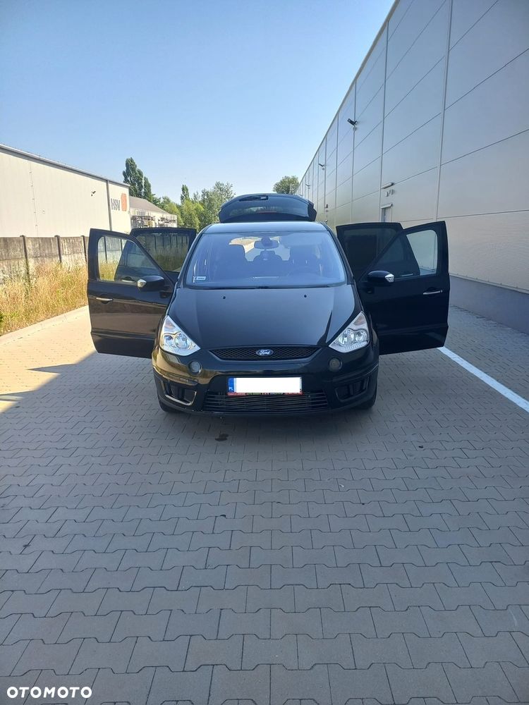 Ford S-Max - 10