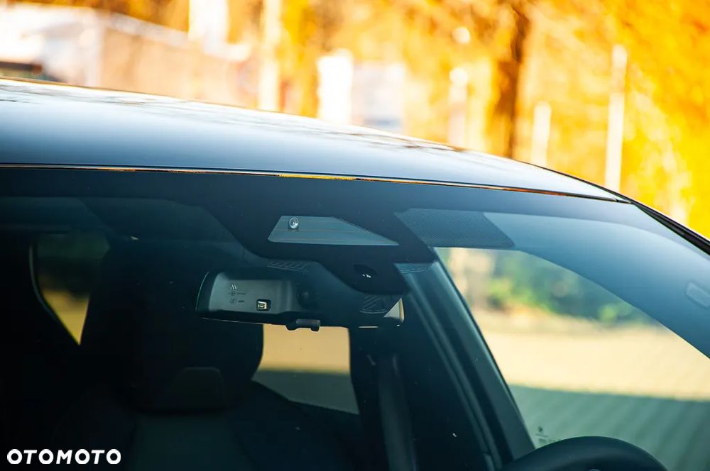 BMW Seria 5 520d mHEV - 10