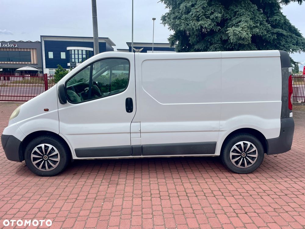 Opel Vivaro - 2