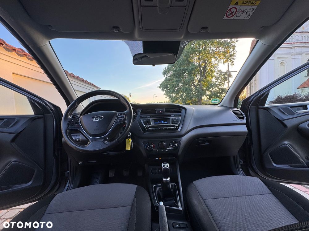 Hyundai i20 - 36