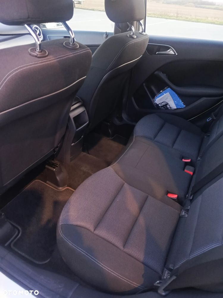 Mercedes-Benz Klasa B 180 CDI BlueEFFICIENCY Edition Style - 21