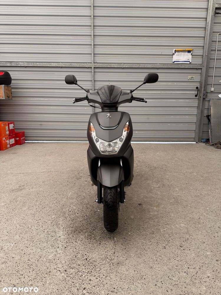 Peugeot Kisbee - 2
