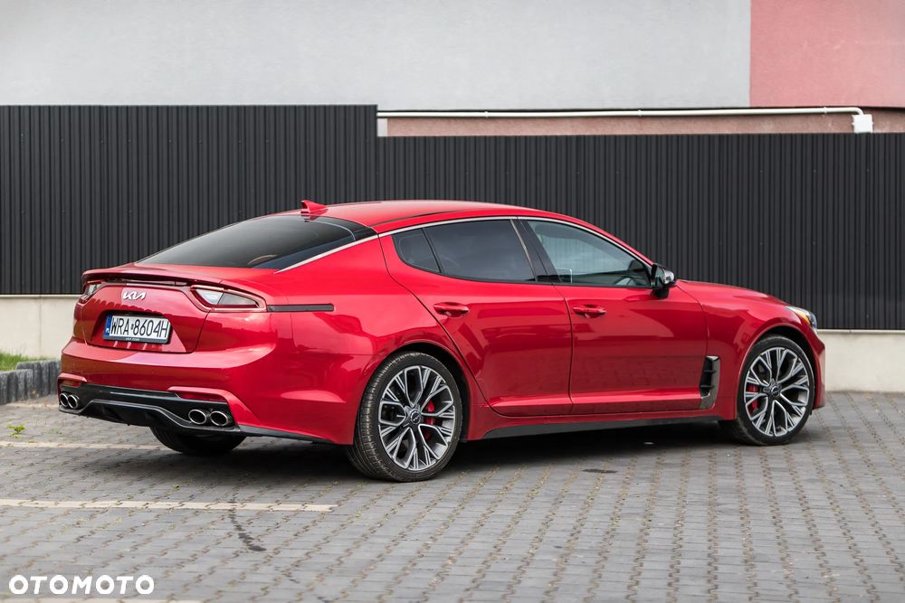 Kia Stinger 3.3 T-GDI V6 GT AWD - 11
