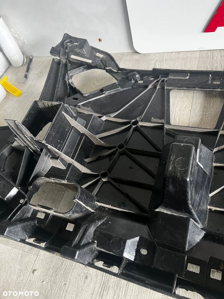 GRILL ATRAPA AUDI Q4 AUDI Q4 E-TRO WZMOCNIENIE ATRAPA STELAZ 89A807233  89A E-TRON 2020-> 89A853651A CENA W OPISIE - 8