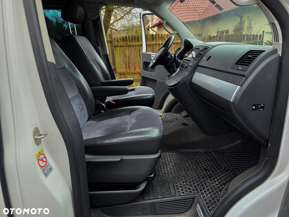 Volkswagen Multivan - 15