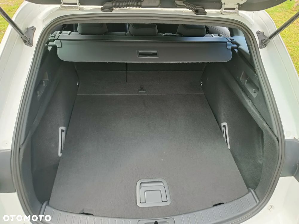Toyota Corolla 1.8 Hybrid Comfort - 9