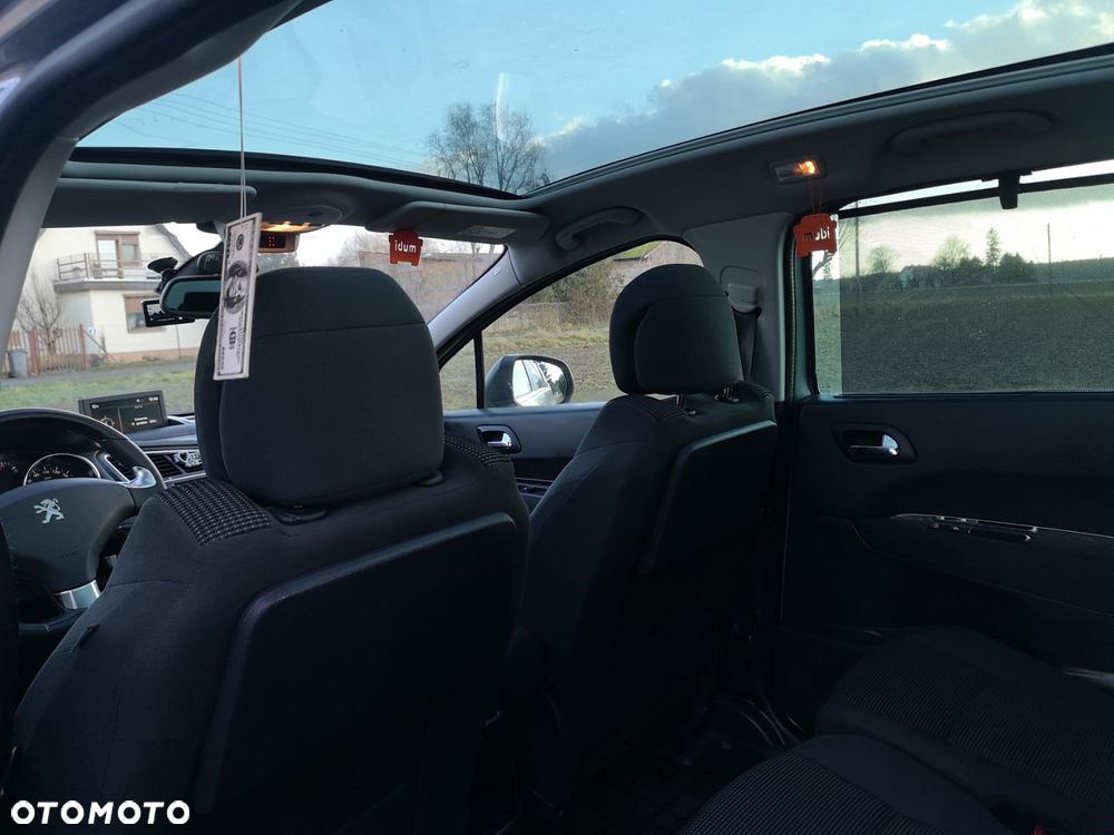 Peugeot 5008 - 4