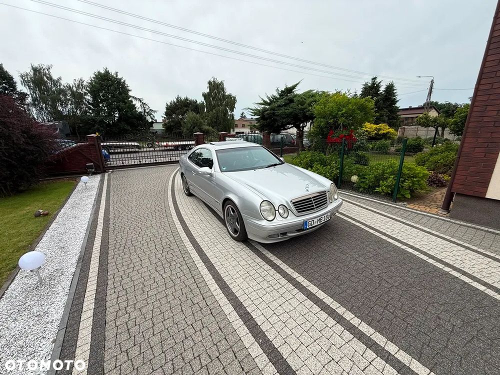 Mercedes-Benz CLK 320 - 9