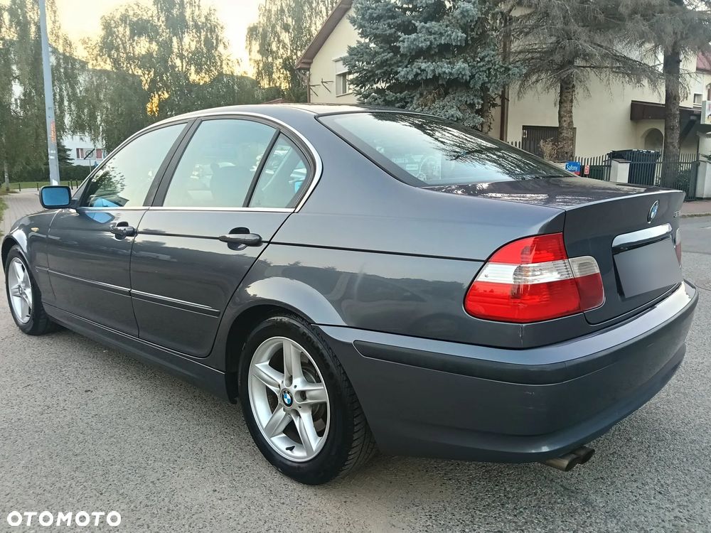 BMW Seria 3 325i Edition Sport - 20