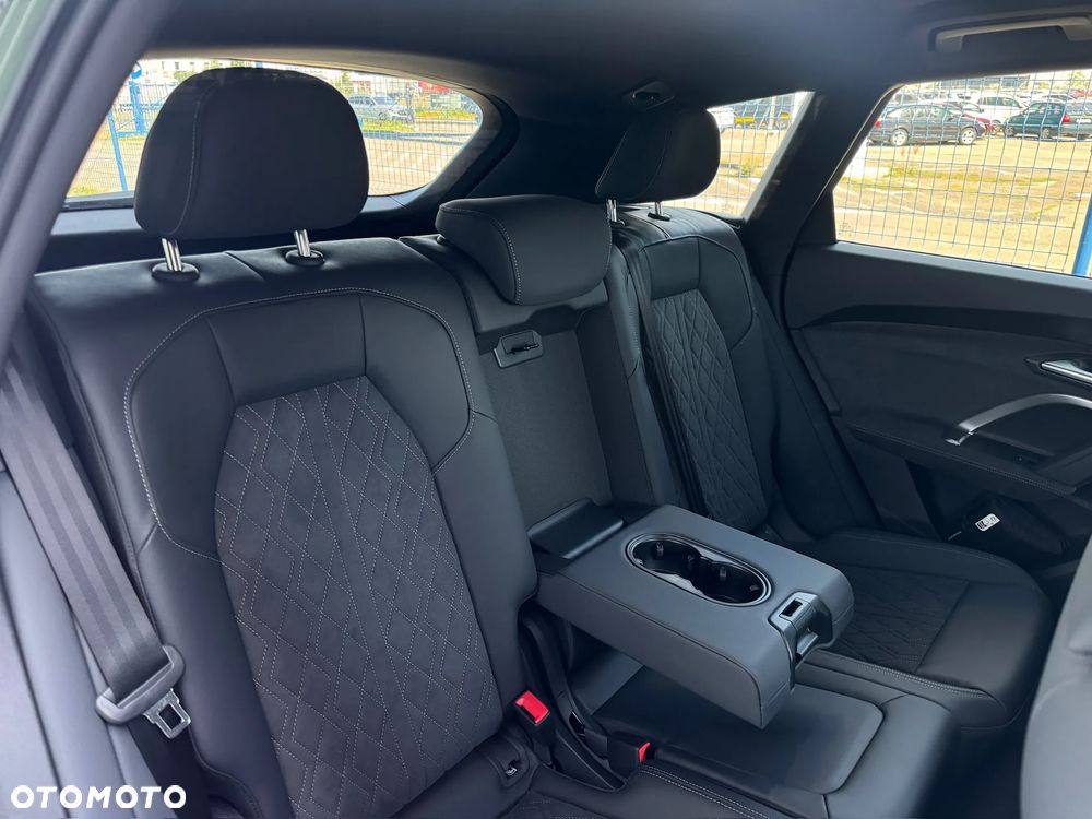 Audi Q5 e-Hybrid 220 kW Quattro S tronic - 36
