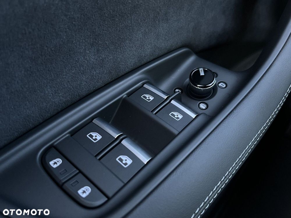 Audi Q7 - 40