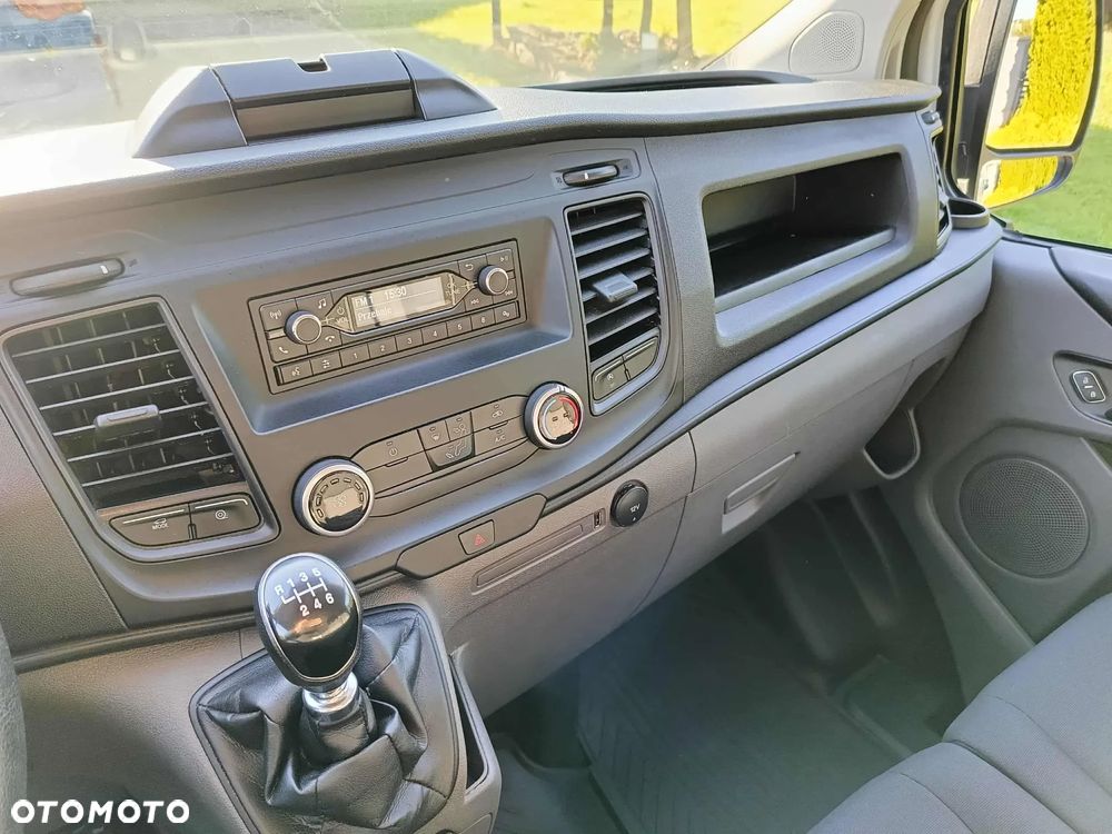 Ford TRANSIT CUSTOM - 15