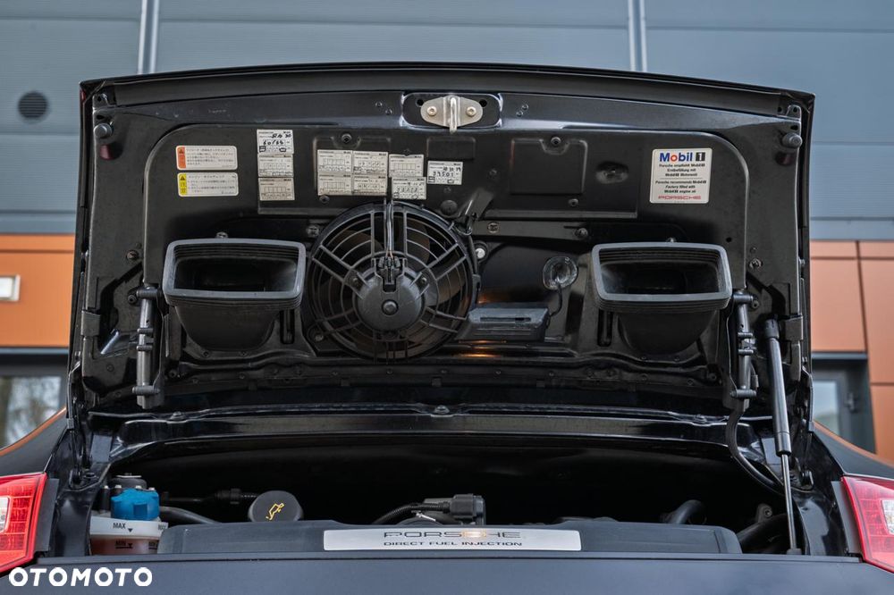 Porsche 911 Carrera PDK - 34