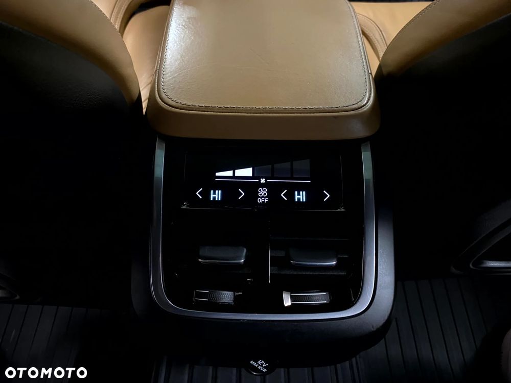 Volvo S90 D4 Geartronic Inscription - 35