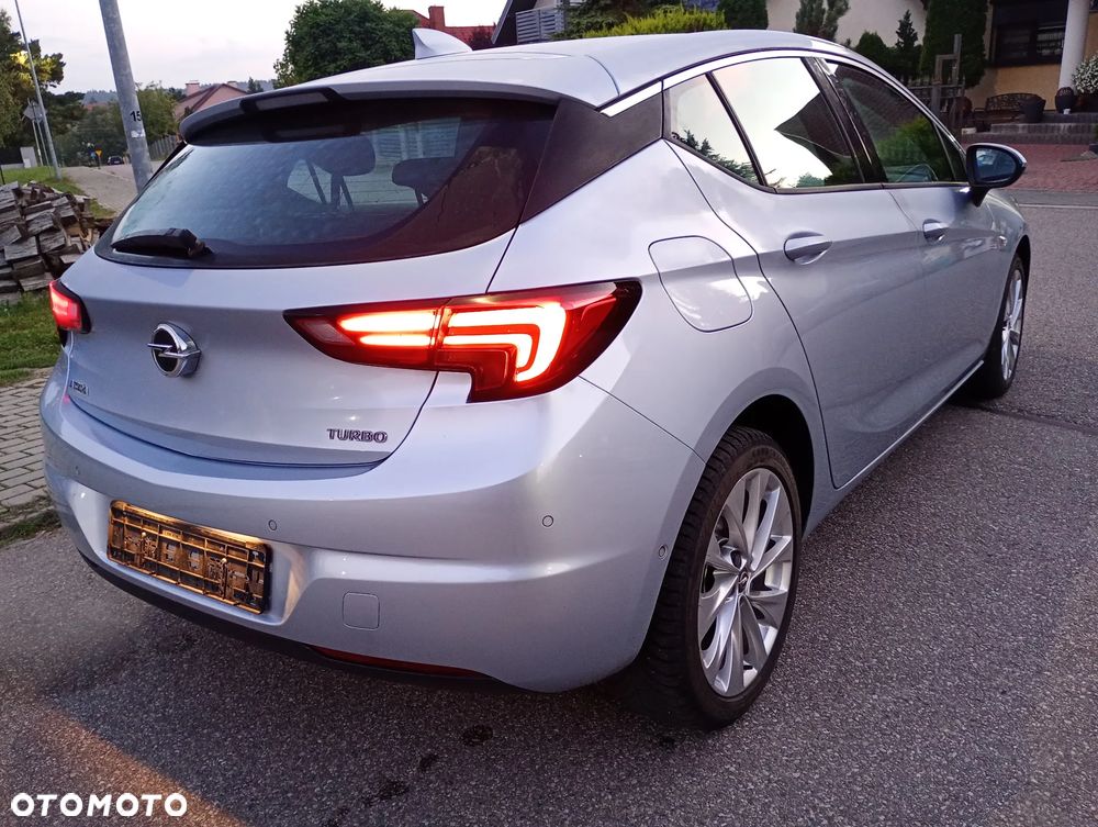 Opel Astra 1.4 T Dynamic S&S - 33