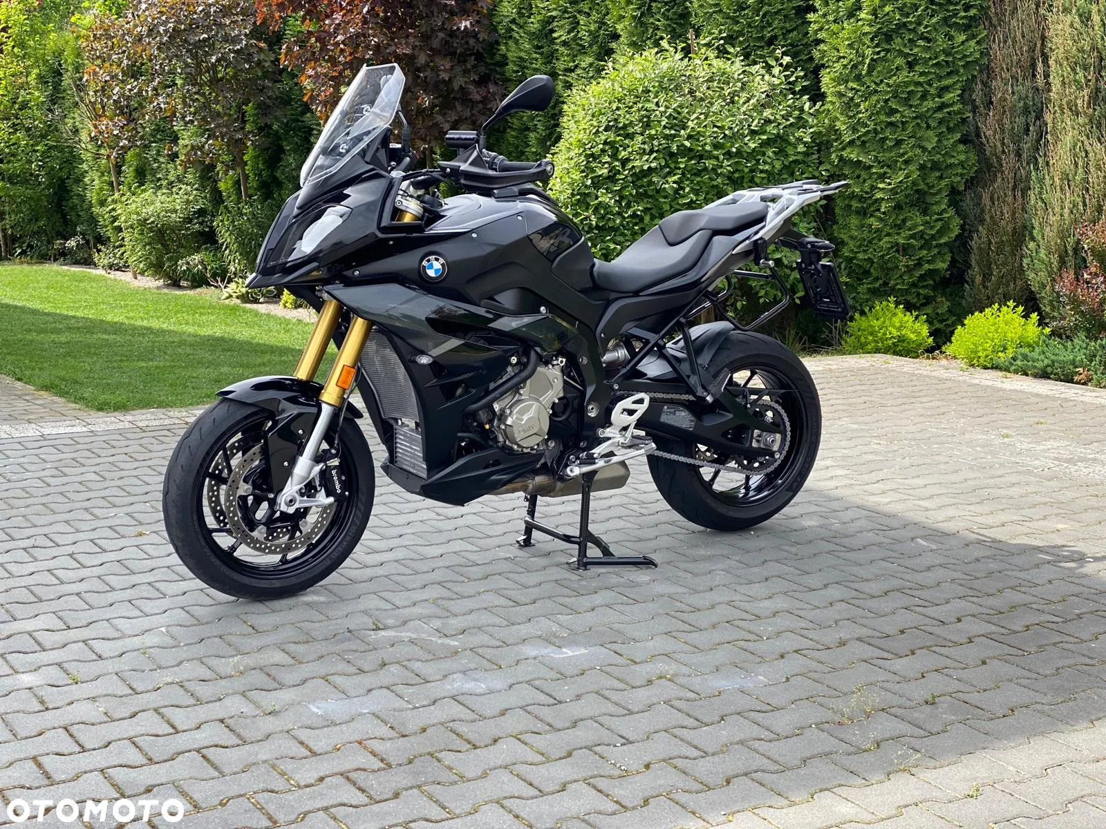 BMW XR - 2