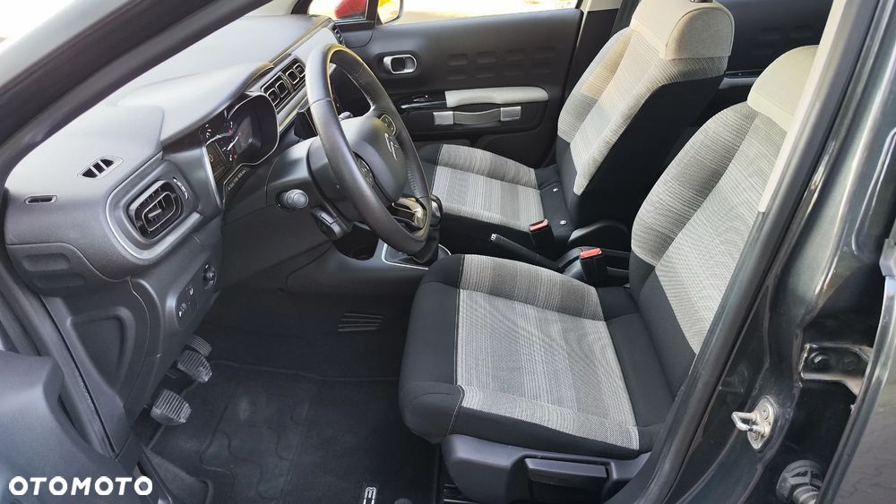 Citroën C3 1.2 PureTech Shine - 17