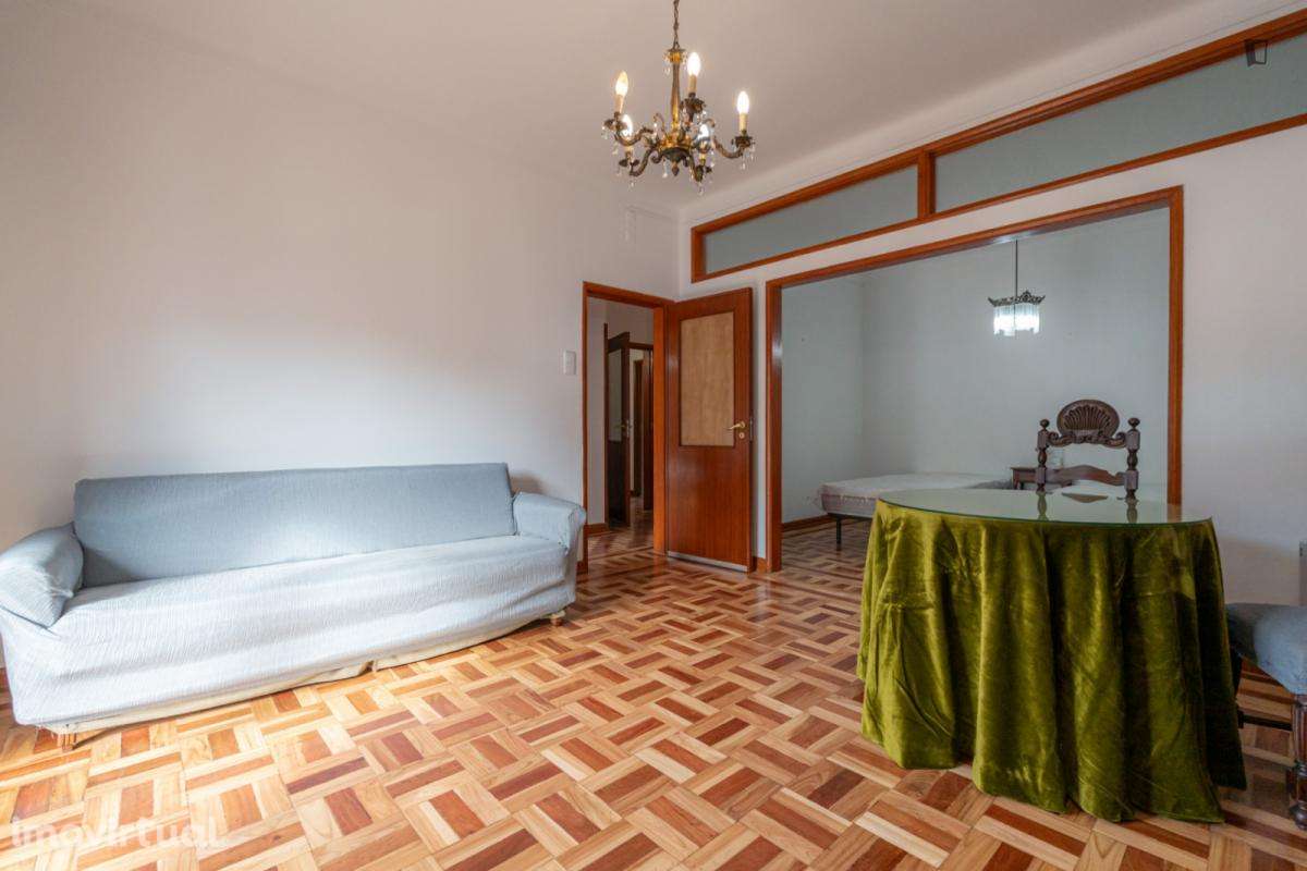 Quarto - localizado em Celas Coimbra Portugal Coimbra - Grande imagem: 4/9