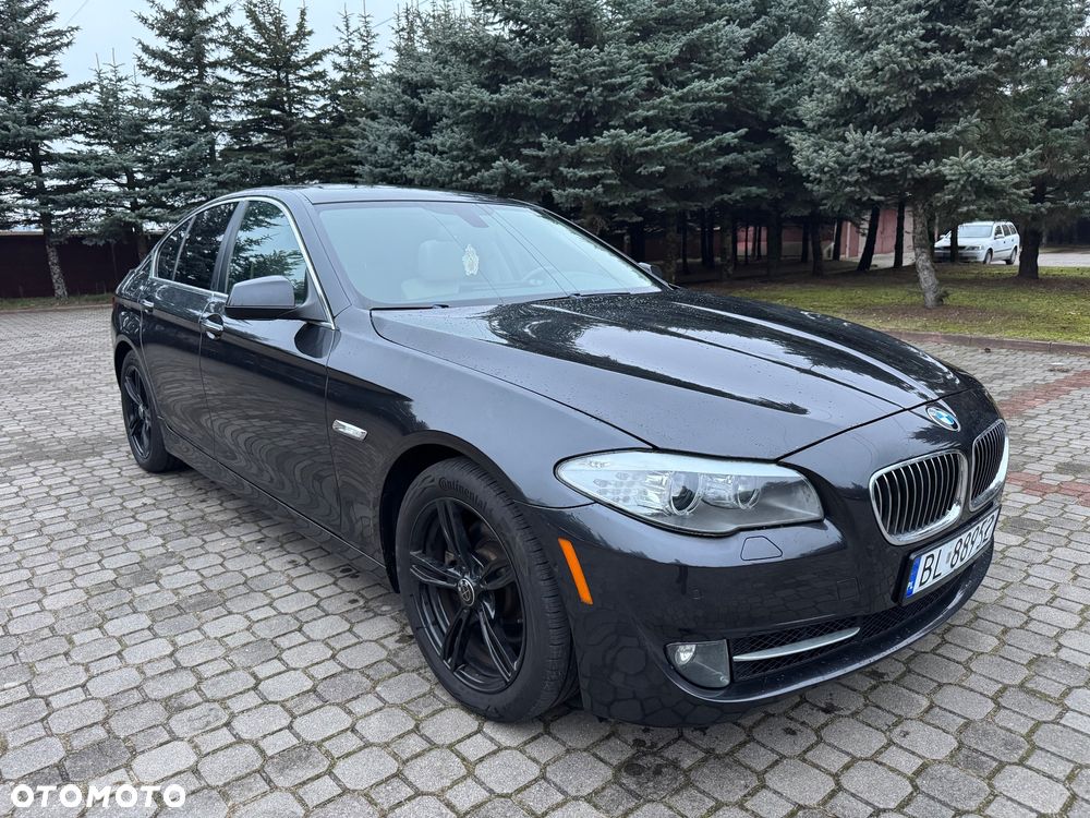 BMW Seria 5 528i - 10