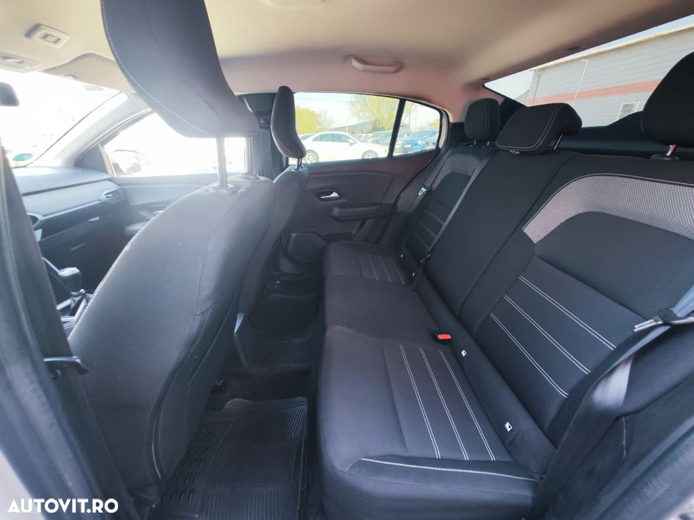 Dacia Logan TCe 90 MT6 Prestige - 14