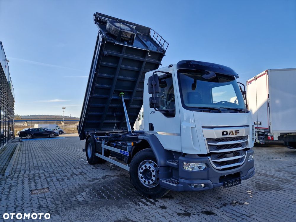 DAF XB FA 18 - 1