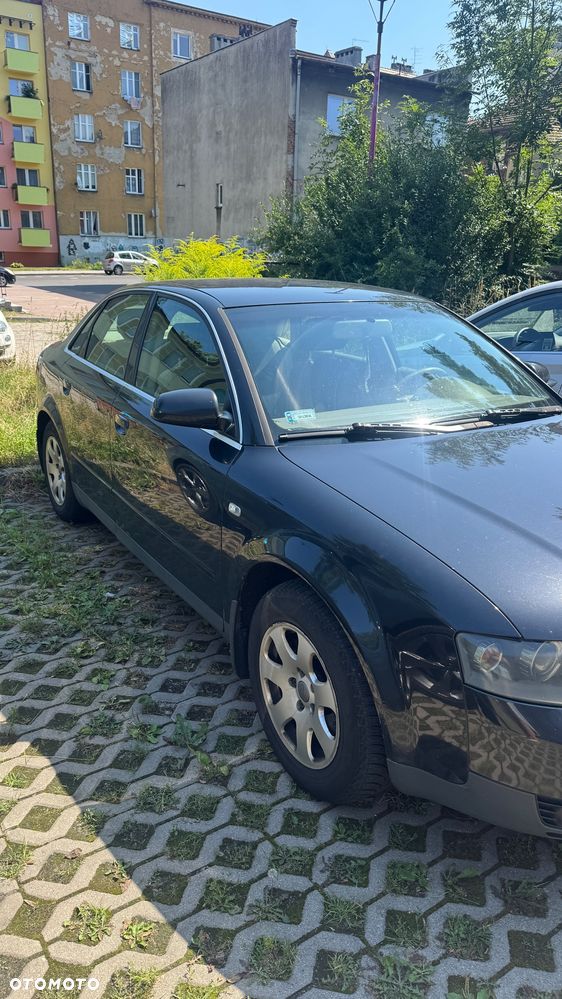 Audi A4 Limousine - 2
