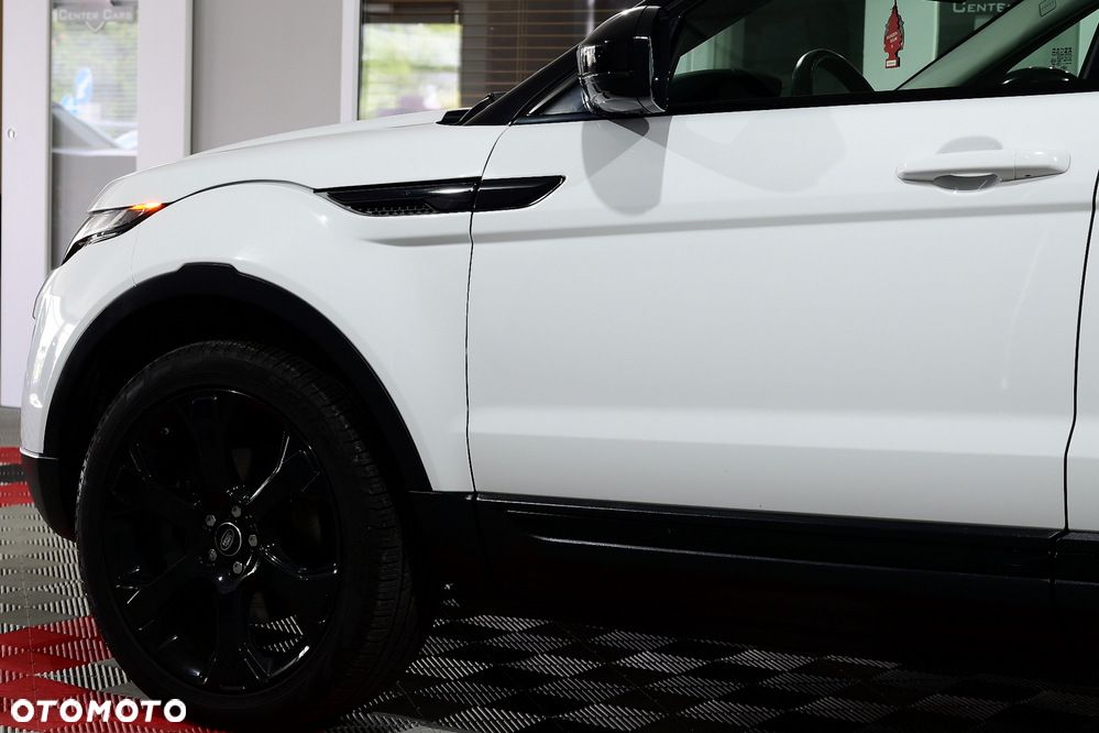 Land Rover Range Rover Evoque - 38