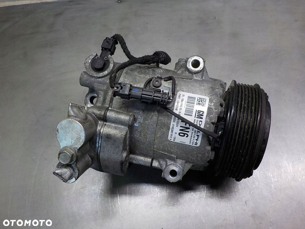 ぷりん SPRĘŻARKA KLIMATYZACJI DEUTZ FAHR LAMBORGHINI SAME 04437338