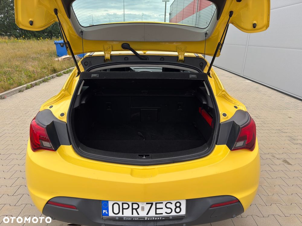 Opel Astra 1.6 Turbo Sport - 29