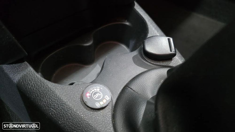 Dacia Sandero 0.9 TCe Comfort Bi-Fuel - 31