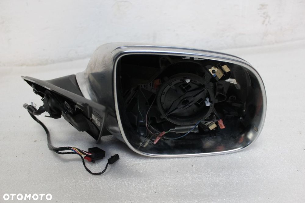 Lusterko Prawe Audi Q5 SQ5 13 PIN Europa 8R1857410K 2014