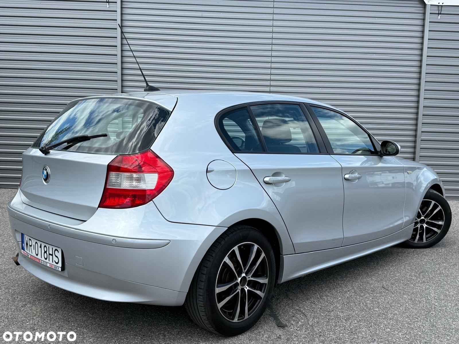BMW Seria 1 - 23