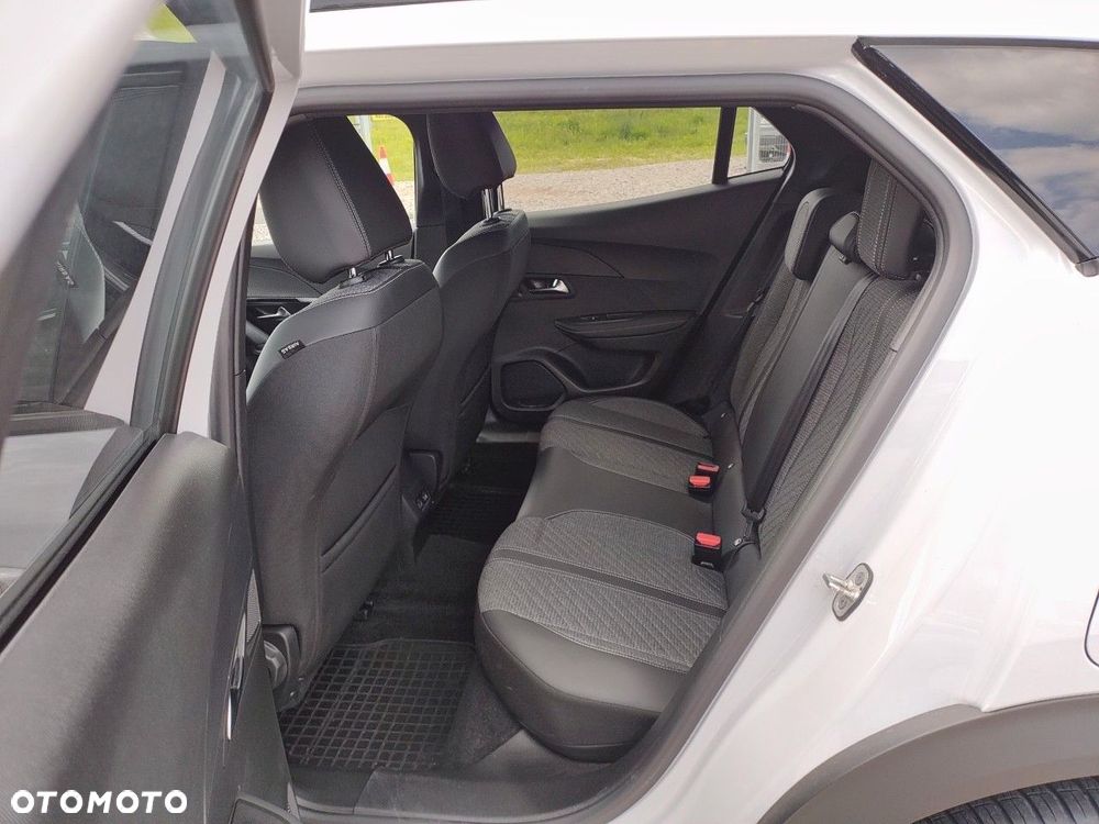 Peugeot 2008 1.2 PureTech Allure S&S EAT8 - 10