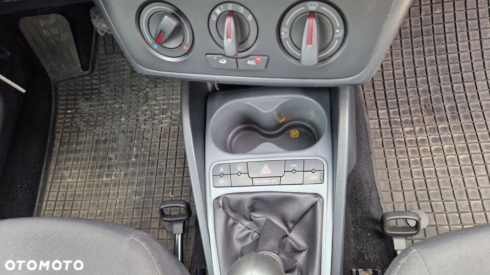 Seat Ibiza SC 1.2 Reference - 30