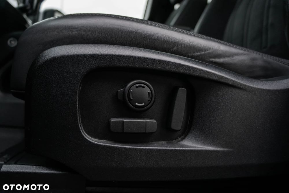 Land Rover Defender 5.0 P525 V8 Carpathian Edition - 17