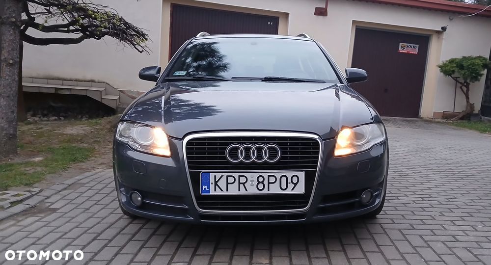 Audi A4 Avant 2.0 TDI - 1
