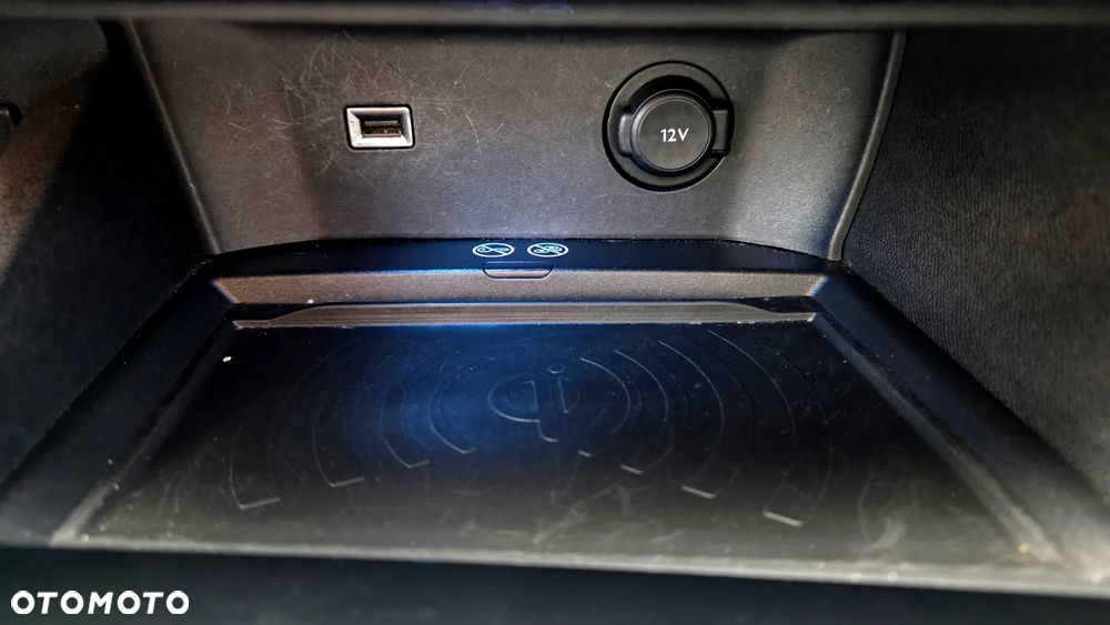 Peugeot 5008 ver-1-5-bluehdi-gt-s-s - 35