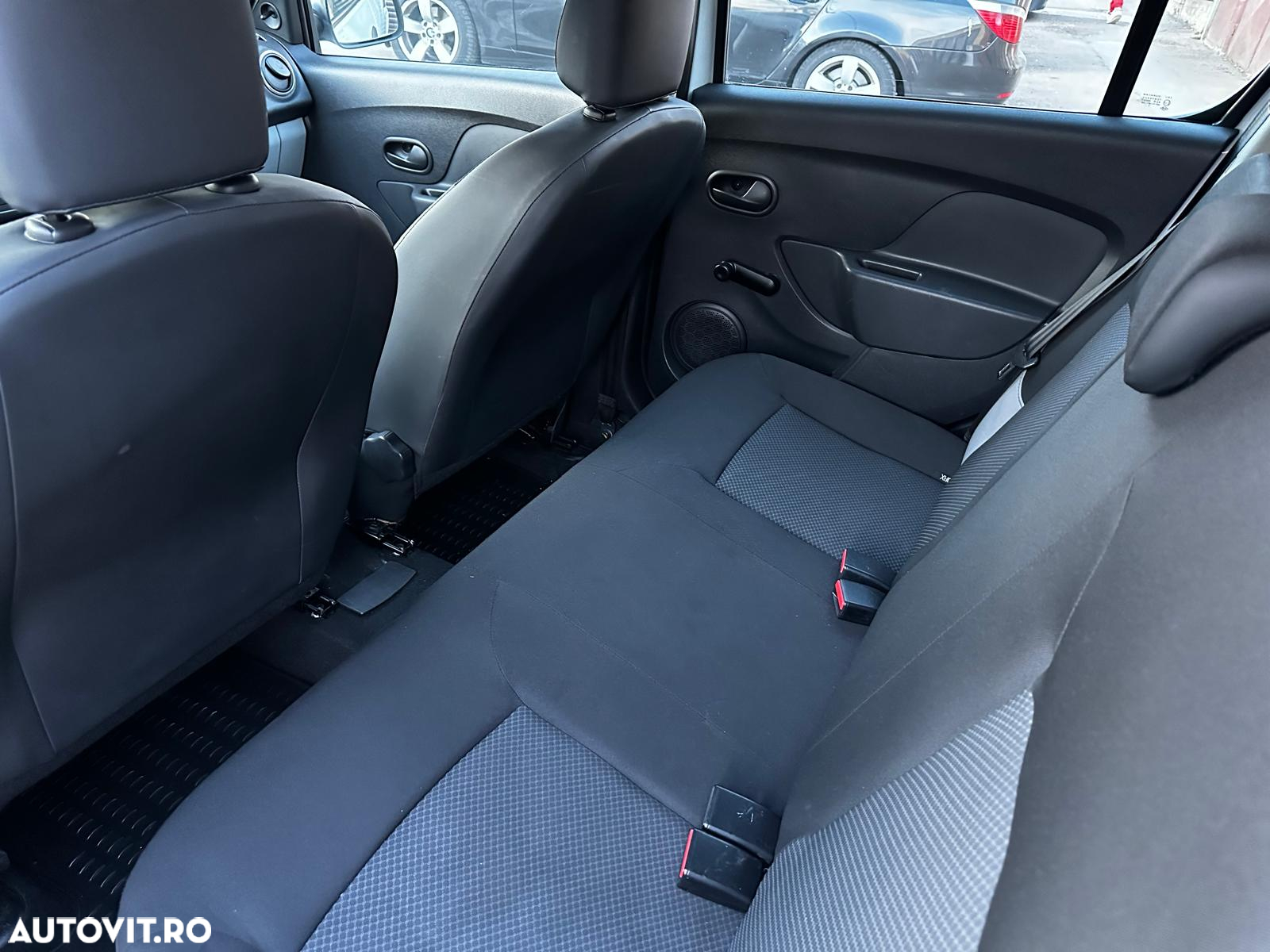 Dacia Sandero TCe 90 (S&S) Comfort - 8