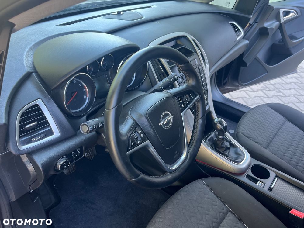 Opel Astra 1.4 T Active - 11