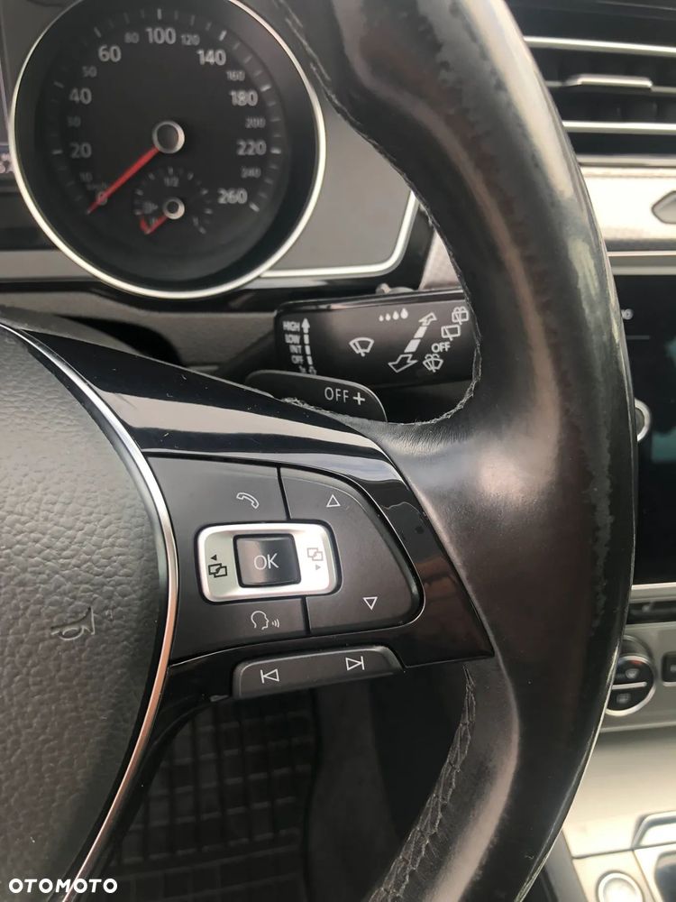 Volkswagen Passat Alltrack - 37