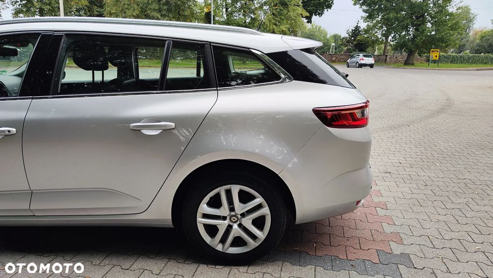 Renault Megane ENERGY TCe 100 EXPERIENCE - 6