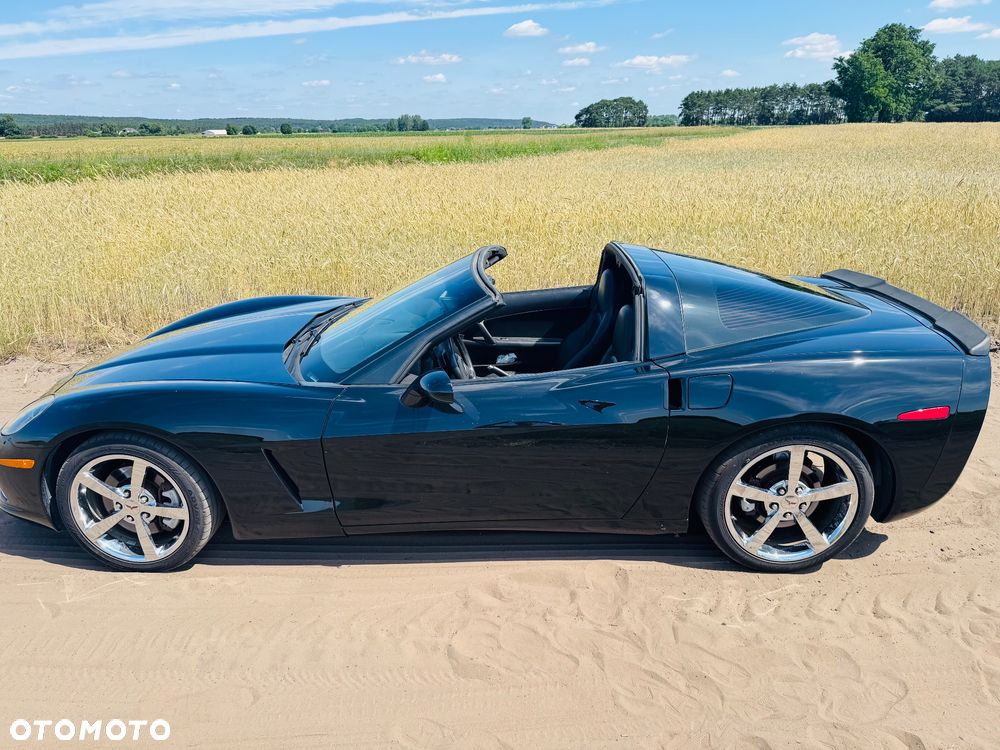 Chevrolet Corvette - 15
