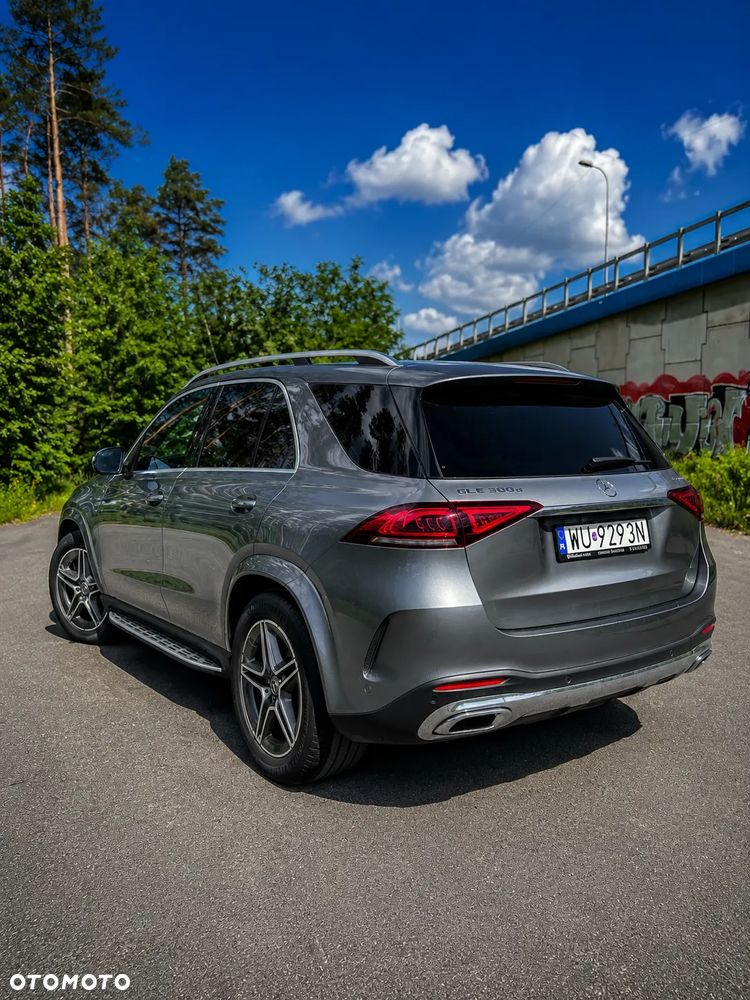Mercedes-Benz GLE 300 d 4-Matic - 12