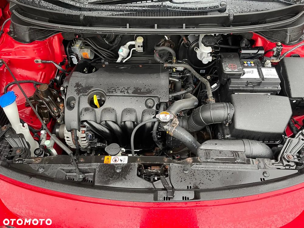 Hyundai i30 1.4 Intro Edition - 9