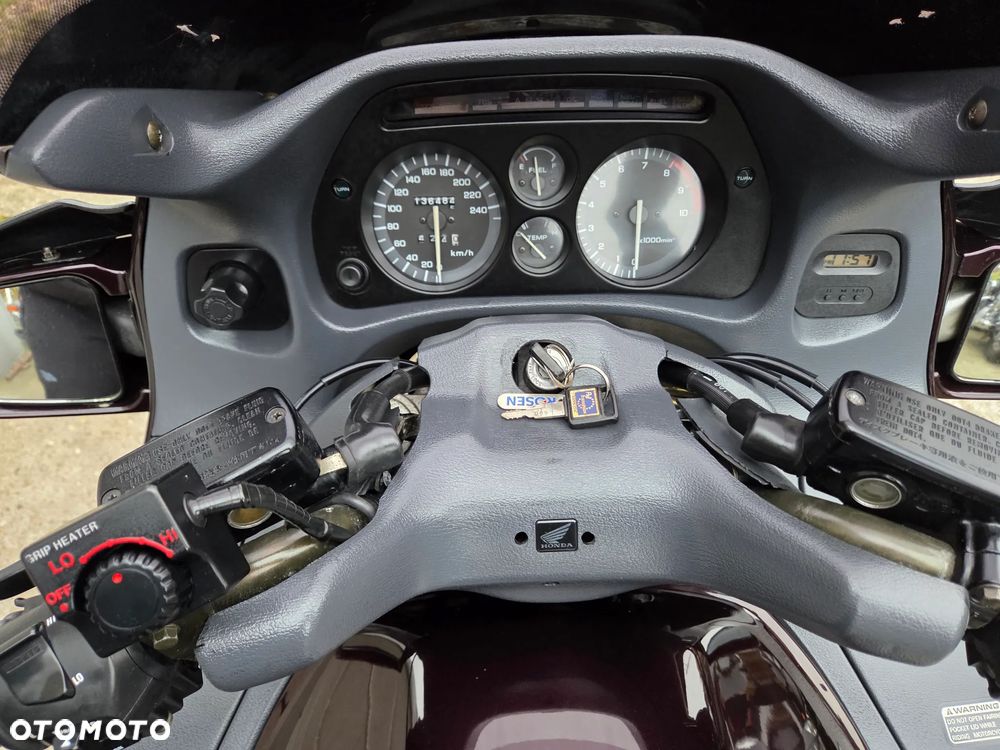 Honda ST - 39