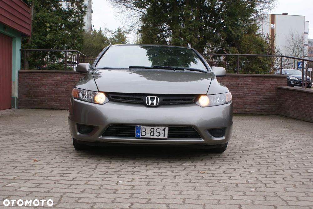 Honda Civic 1.8 LX - 3