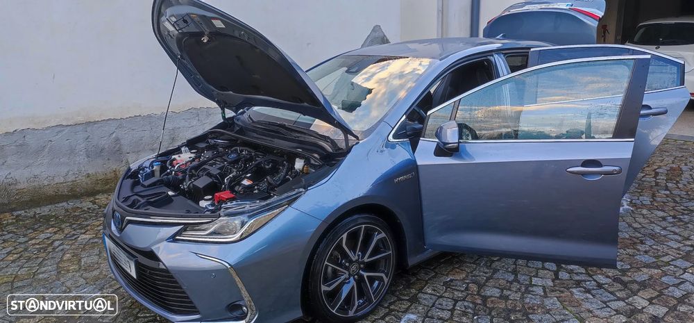 Toyota Corolla SD 1.8 Hybrid Luxury - 12