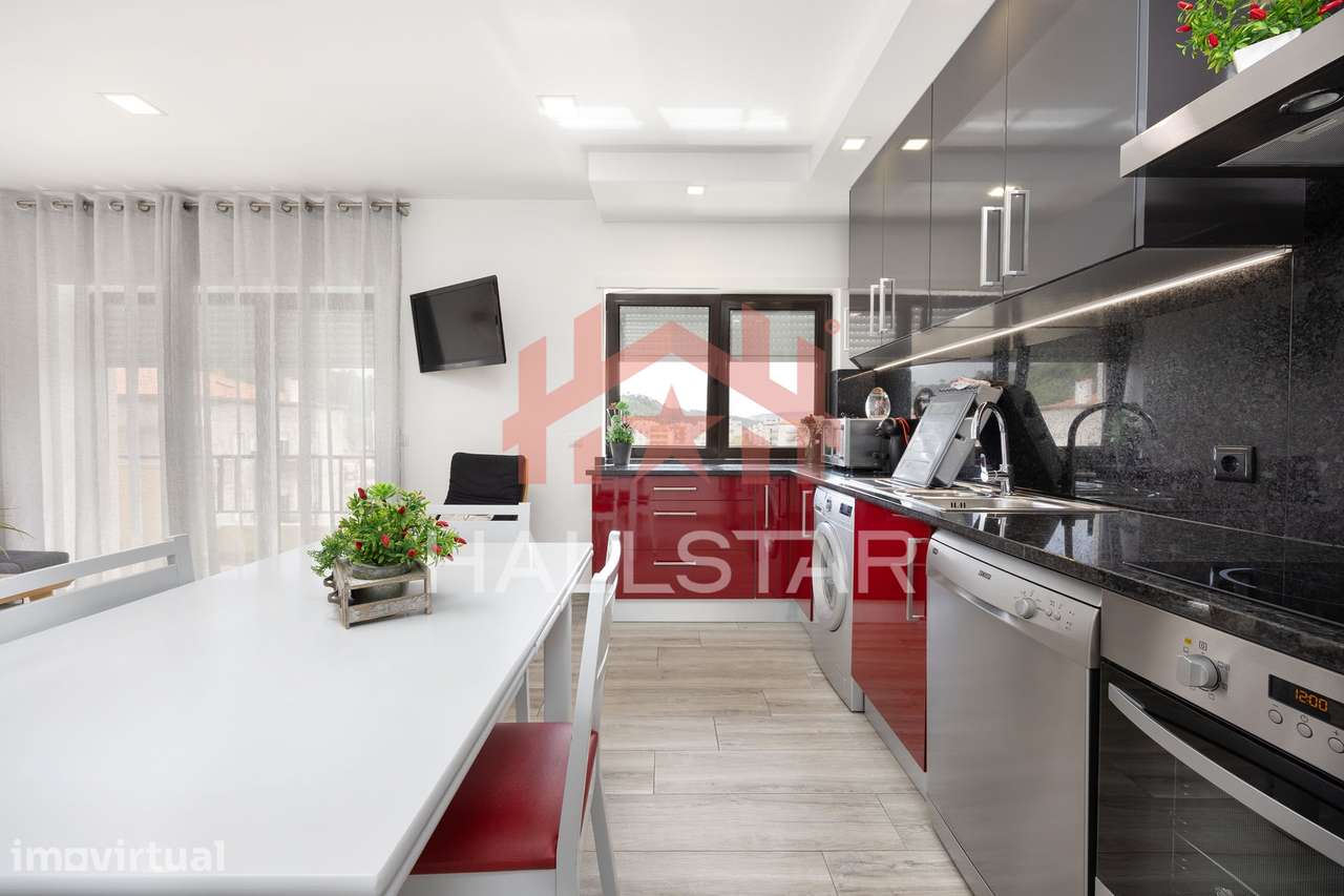 Apartamento T2+1 / Totalmente Mobilado e Equipado / Vistas Desafogadas - Grande imagem: 2/36