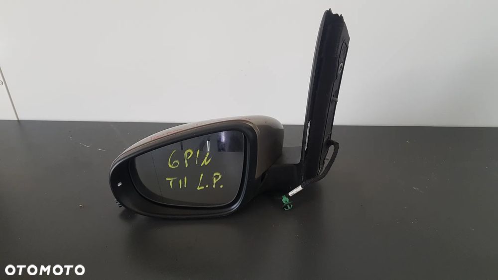 VW TOURAN II LUSTERKO ZEWNĘTRZNE LEWE 6PIN - 1