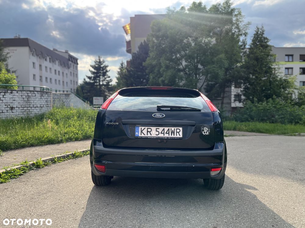 Ford Focus 1.6 Ambiente - 5